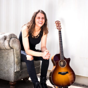 Would you like to host a house concert?